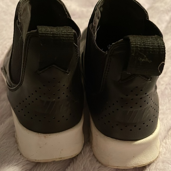 Black Nike leather high top slip-ons - Picture 3 of 4